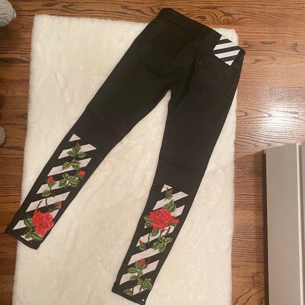 Off White NWOT Embroidered Black Coated Jeans